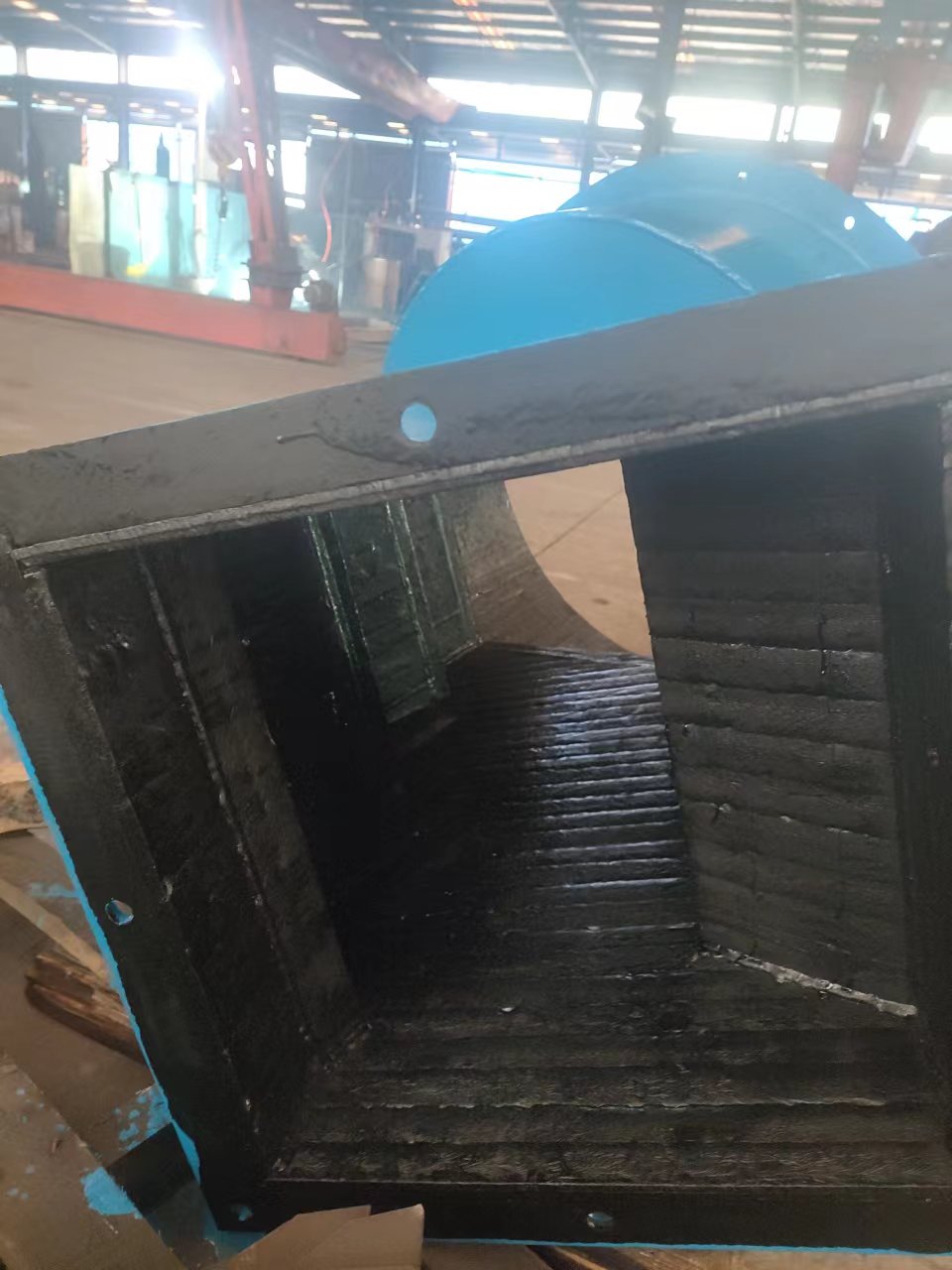 广东耐磨方变圆堆焊耐磨板